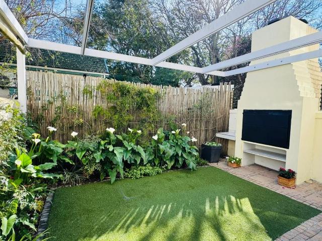 3 Bedroom townhouse freehold to rent in Rondebosch, Cape Town