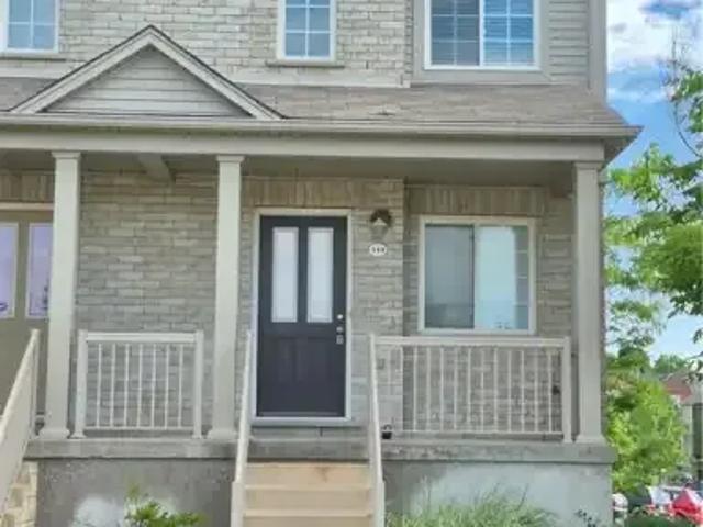3 Bedroom Townhouse Guelph ON LS101789817