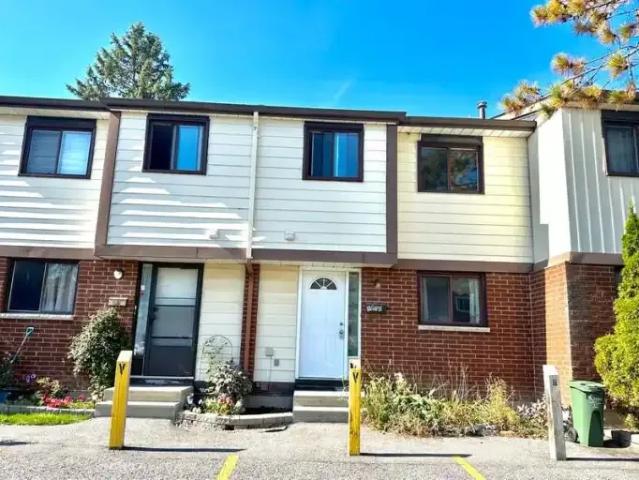 3 Bedroom Townhouse Gloucester ON 102018808