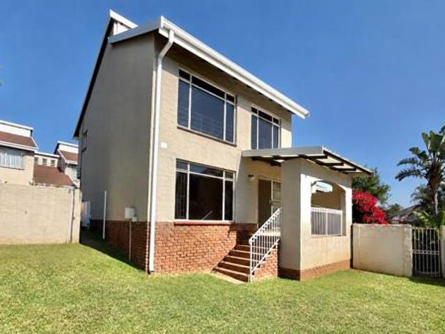 3 Bedroom Townhouse in Magalieskruin