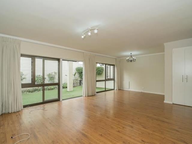 3 Bedroom Townhouse in Meadowridge