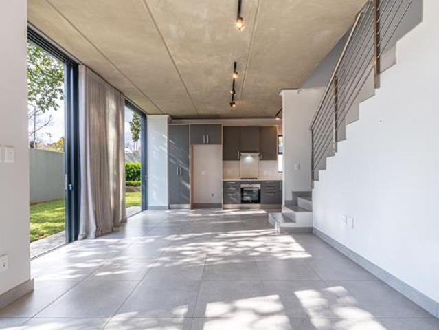 3 Bedroom Townhouse in Menlo Park