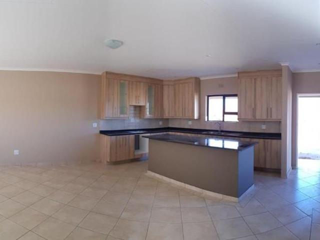 3 Bedroom Townhouse in Meyerton Central