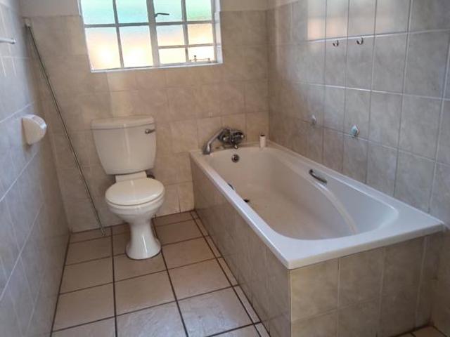 3 Bedroom Townhouse in Middelburg South