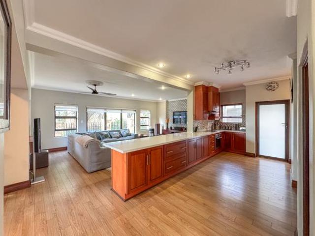 3 Bedroom Townhouse in Midstream Estate