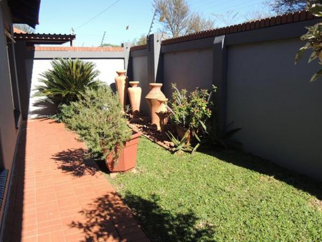 3 Bedroom Townhouse in Mookgophong