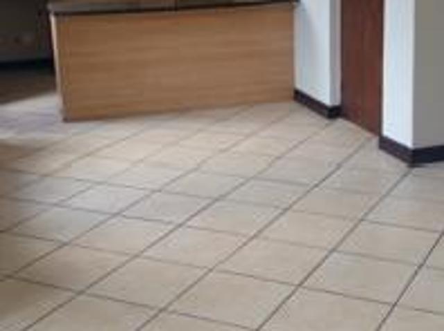 3 Bedroom Townhouse in Montana Tuine