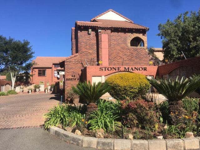 3 Bedroom Townhouse in Morningside Manor