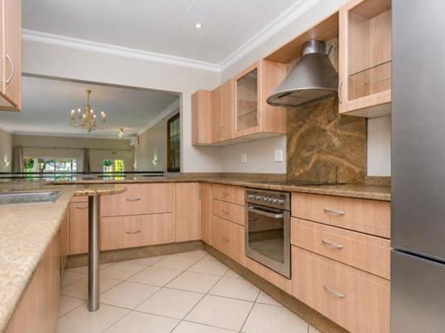 3 Bedroom Townhouse in Morningside