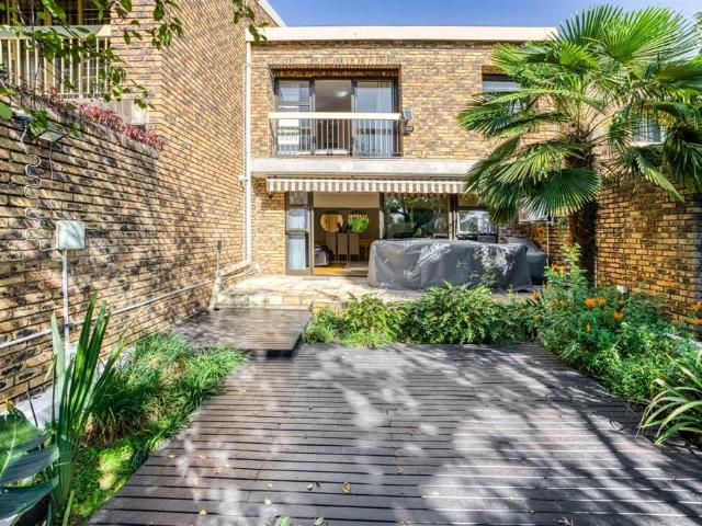 3 Bedroom Townhouse in Morningside