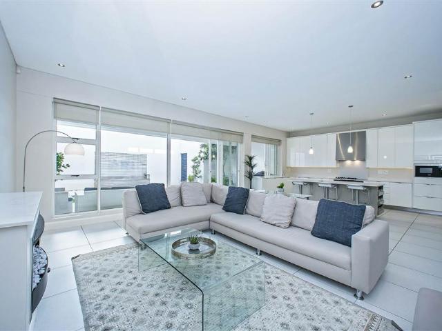 3 Bedroom Townhouse in Morningside