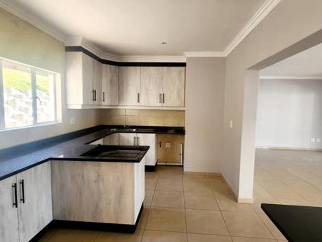 3 Bedroom Townhouse in Mount Edgecombe Country Club Estate