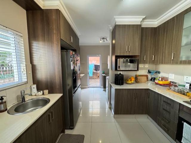 3 Bedroom Townhouse in Mount Edgecombe Country Club Estate