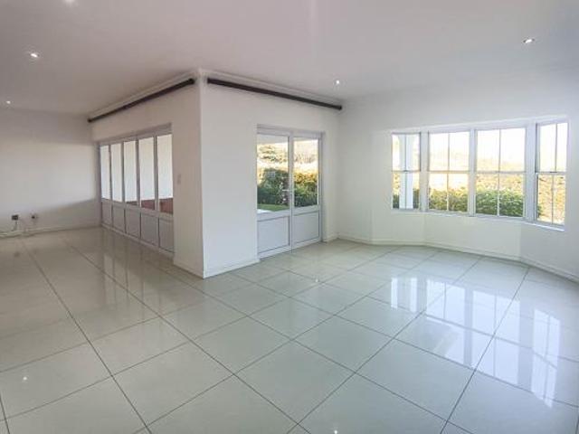 3 Bedroom Townhouse in Mount Edgecombe Country Club Estate
