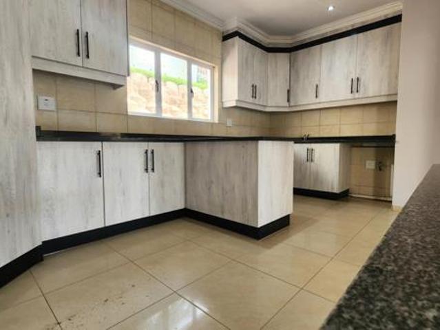 3 Bedroom Townhouse in Mount Edgecombe Country Club Estate