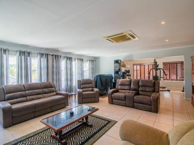 3 Bedroom Townhouse in Nahoon