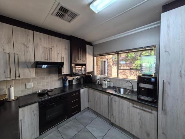 3 Bedroom Townhouse in New Park