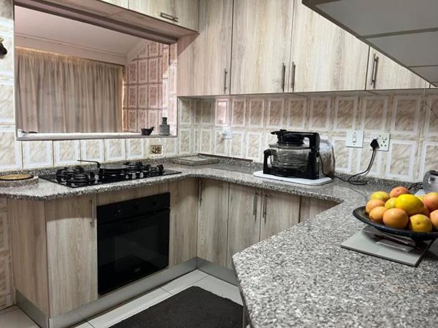 3 Bedroom Townhouse in Newcastle Central