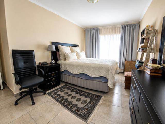 4 Bedroom Townhouse in Newlands