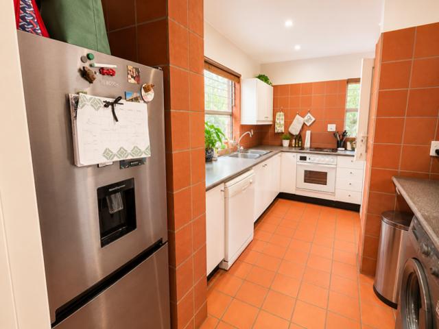 3 Bedroom Townhouse in Nieuw Muckleneuk