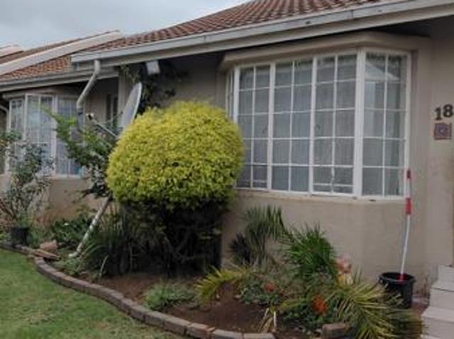 3 Bedroom Townhouse in Norkem Park