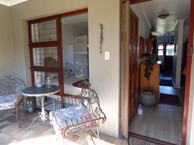 3 Bedroom Townhouse in Old Place
