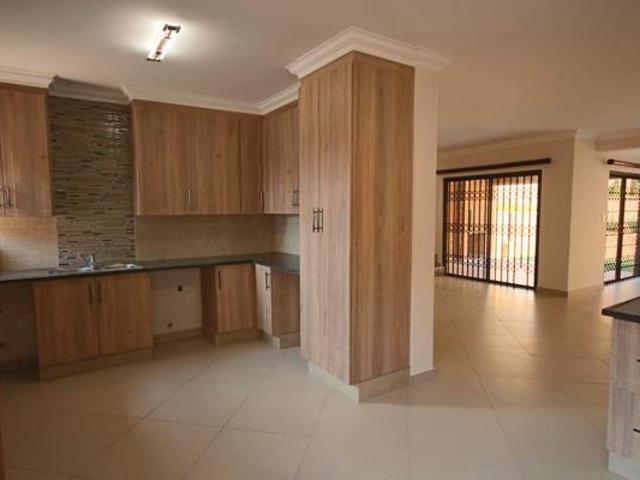 3 Bedroom Townhouse in Olympus AH
