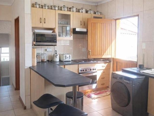 3 Bedroom Townhouse in Aviary Hill