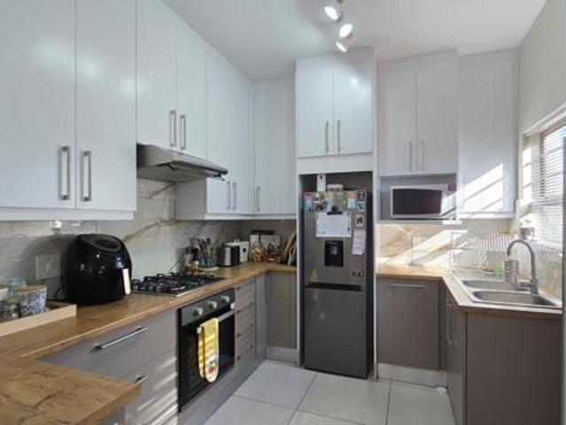 3 Bedroom Townhouse in Abbotsford