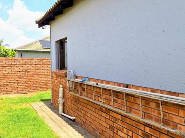 3 Bedroom Townhouse in Aerorand