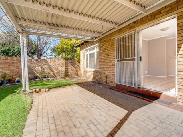 3 Bedroom Townhouse in Allens Nek
