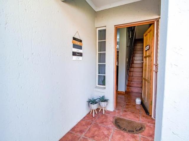 3 Bedroom Townhouse in Amberfield Heights