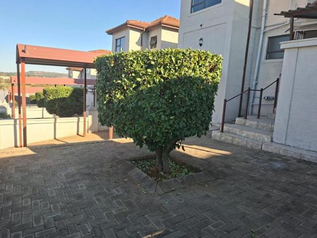 3 Bedroom Townhouse in Amiel Park