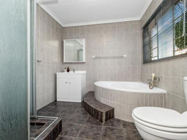3 Bedroom Townhouse in Amorosa