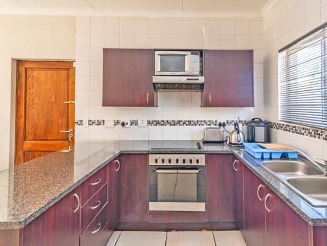 3 Bedroom Townhouse in Amorosa