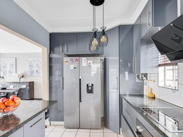3 Bedroom Townhouse in Amorosa
