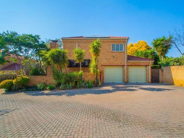 3 Bedroom Townhouse in Amorosa