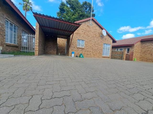 3 Bedroom Townhouse in Annadale