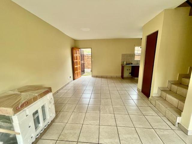 3 Bedroom Townhouse in Annlin