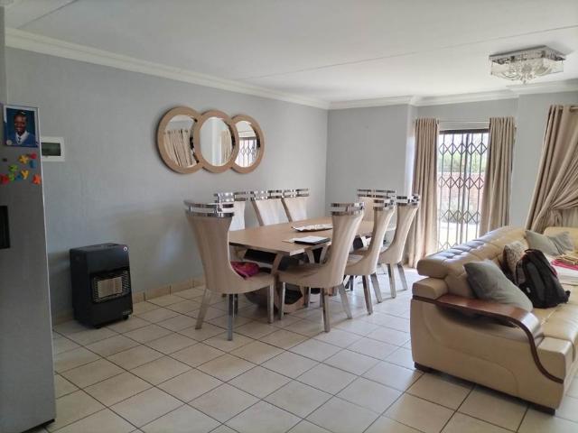 3 Bedroom Townhouse in Annlin