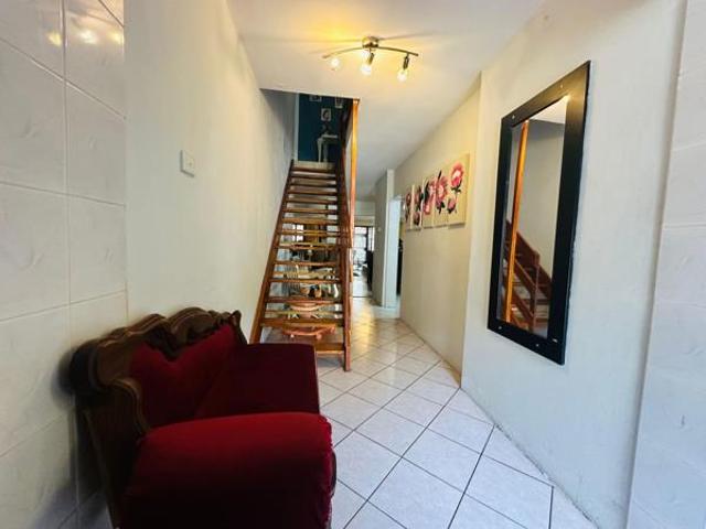 3 Bedroom Townhouse in Arboretum