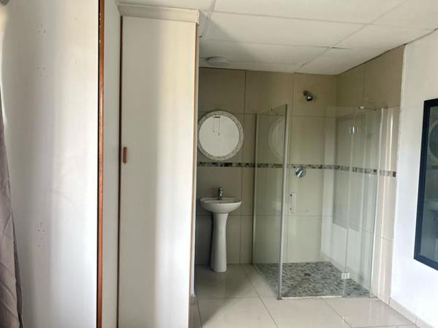 3 Bedroom Townhouse in Arboretum