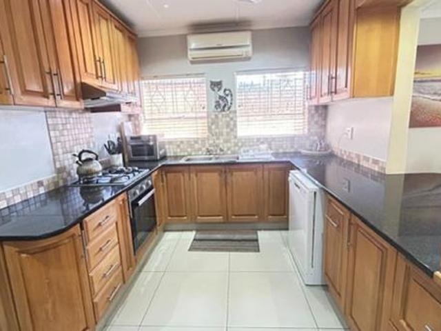 3 Bedroom Townhouse in Arboretum