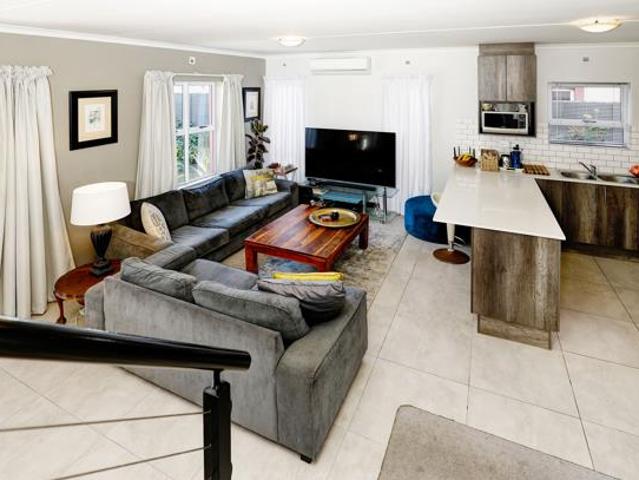 3 Bedroom Townhouse in Buh Rein Estate