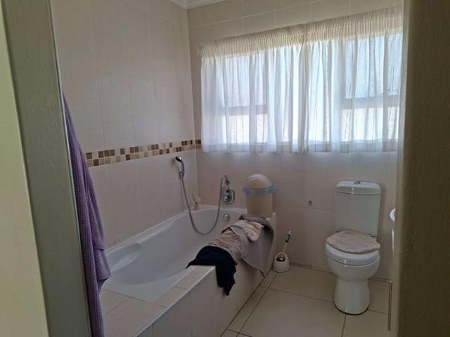3 Bedroom Townhouse in Baillie Park