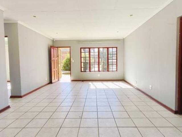 3 Bedroom Townhouse in Baillie Park
