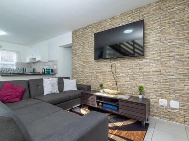 3 Bedroom Townhouse in Bardale Village