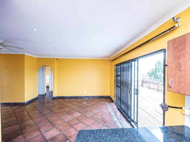3 Bedroom Townhouse in Beacon Bay