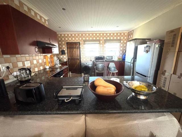 3 Bedroom Townhouse in Beacon Bay