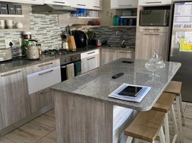 3 Bedroom Townhouse in Beacon Bay
